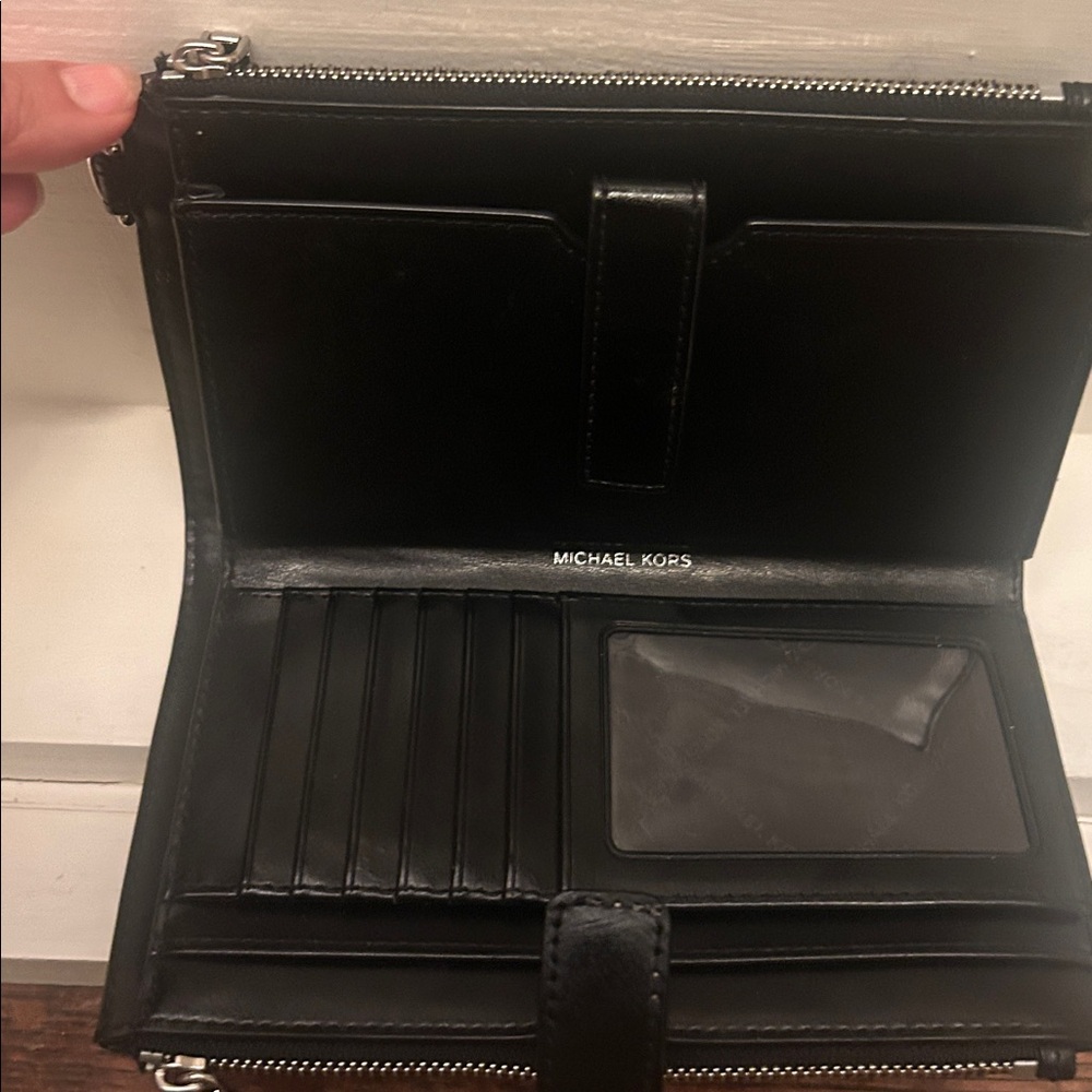 Michael Kors Jet Set Striped Calf Hair Double Zip Phone Wallet in MK Print - Picture 7 of 12